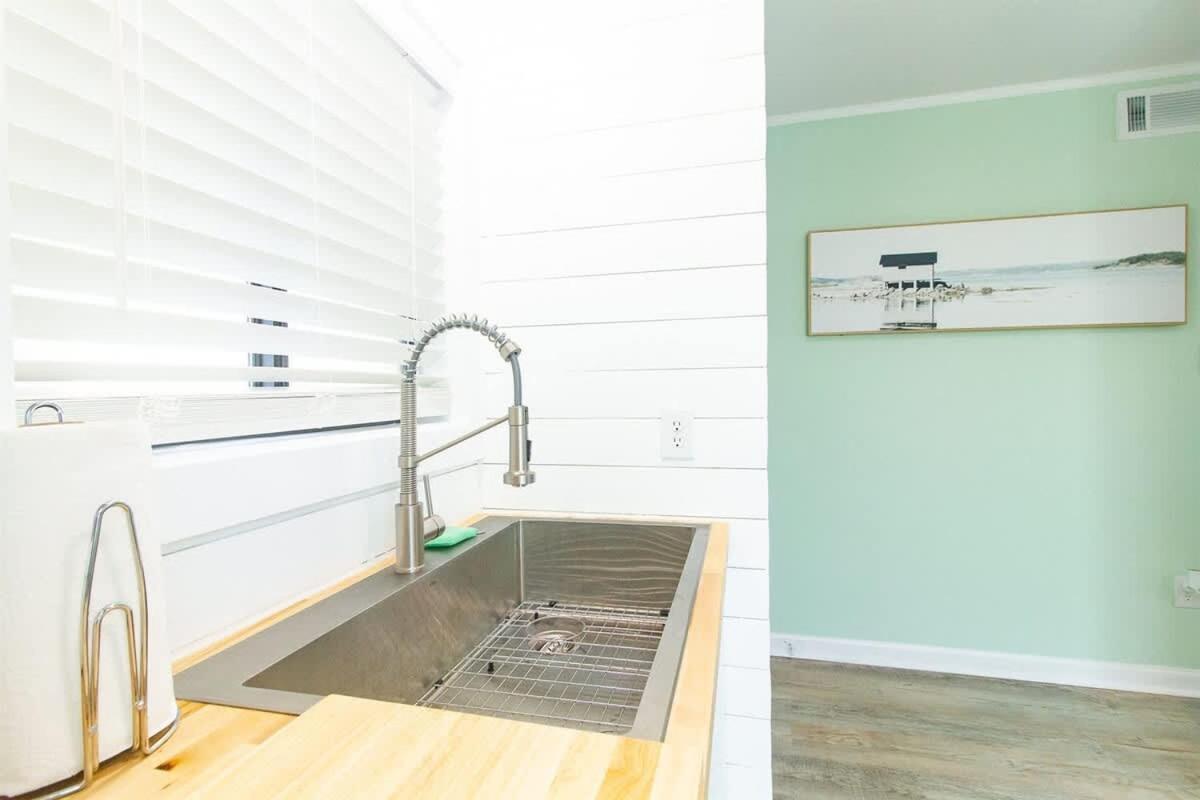 Beach Harbour 16 @ The Carolina Beach Boardwalk - Full Remodel! Екстериор снимка